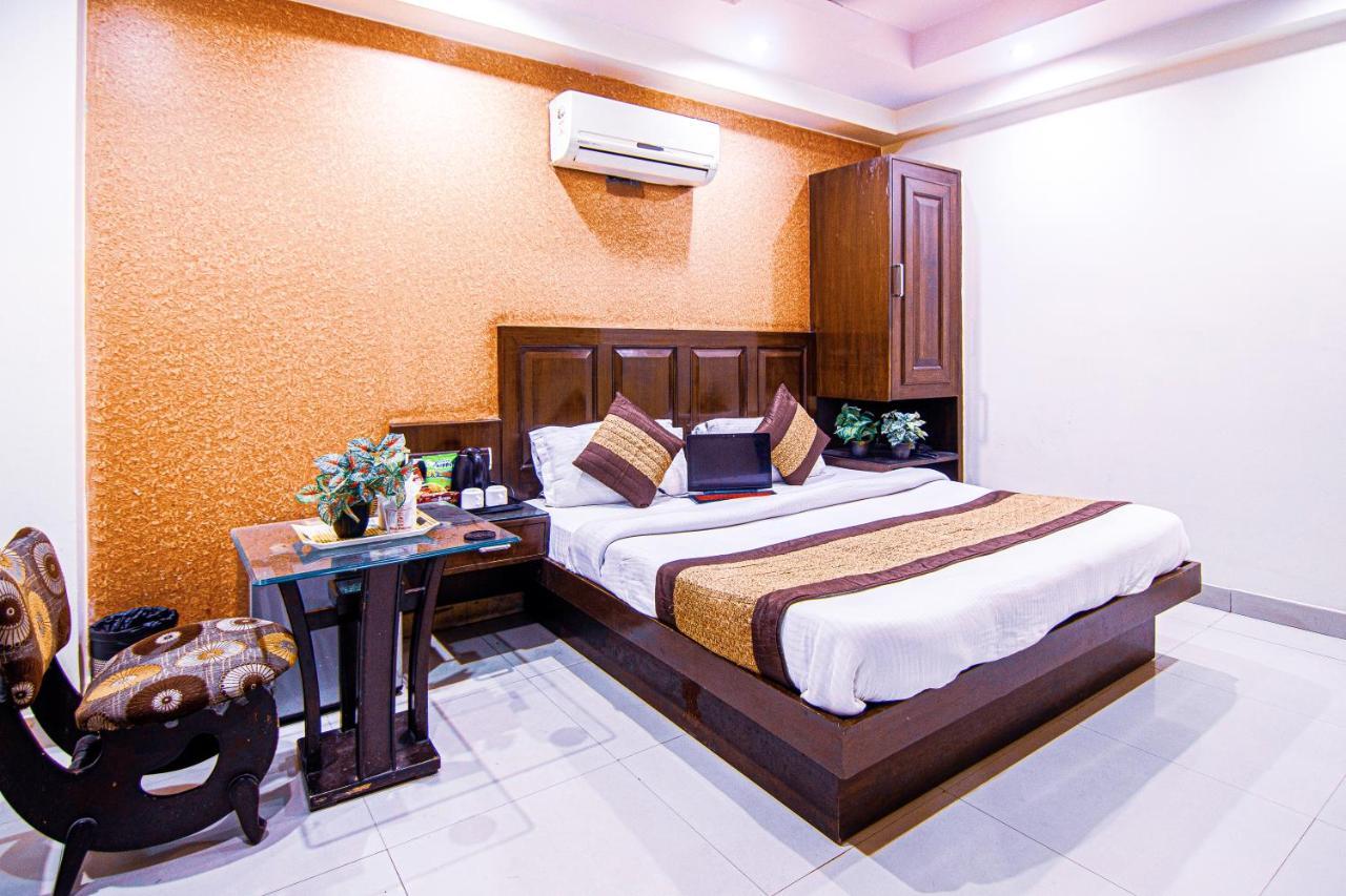 Hotel Shivdev International, Near New Delhi Railway Station Bagian luar foto