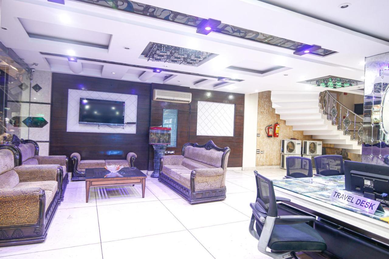 Hotel Shivdev International, Near New Delhi Railway Station Bagian luar foto