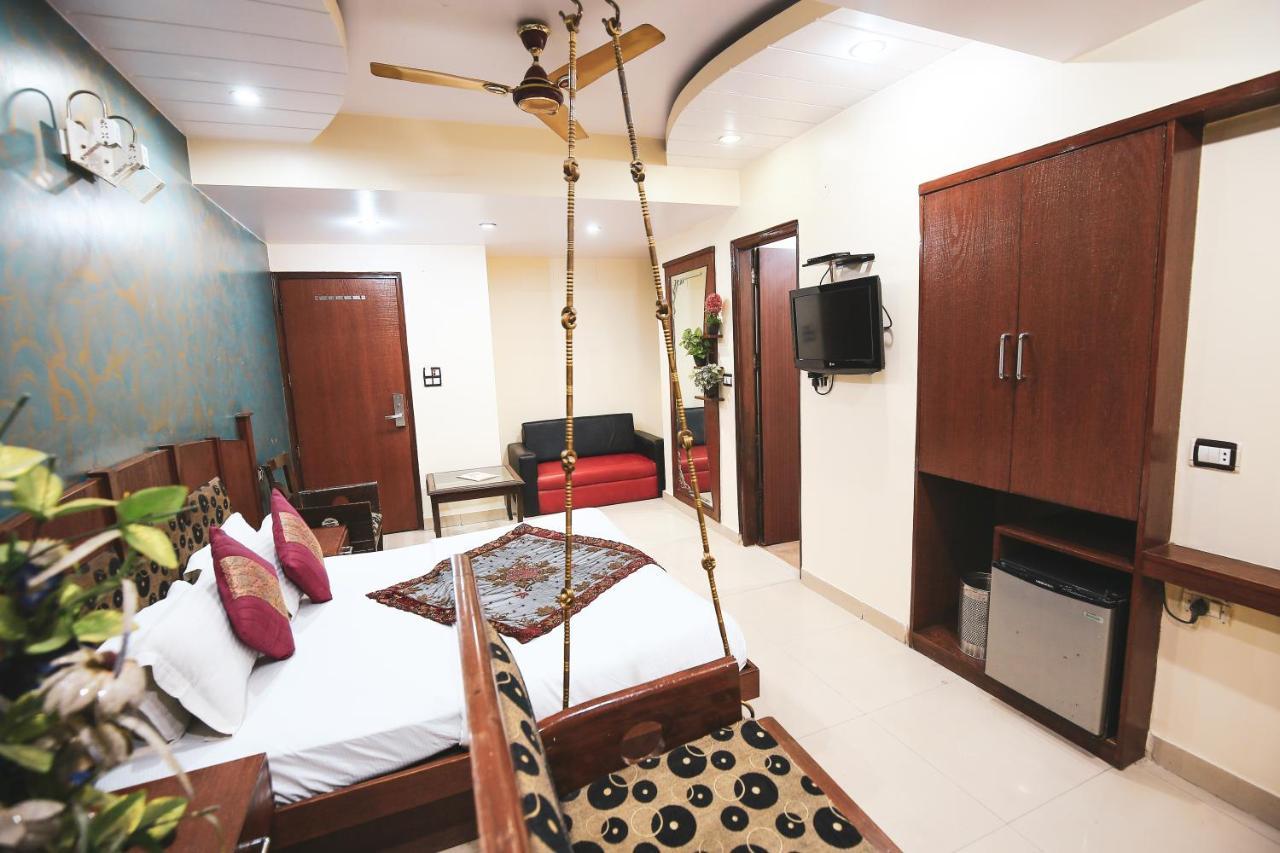 Hotel Shivdev International, Near New Delhi Railway Station Bagian luar foto