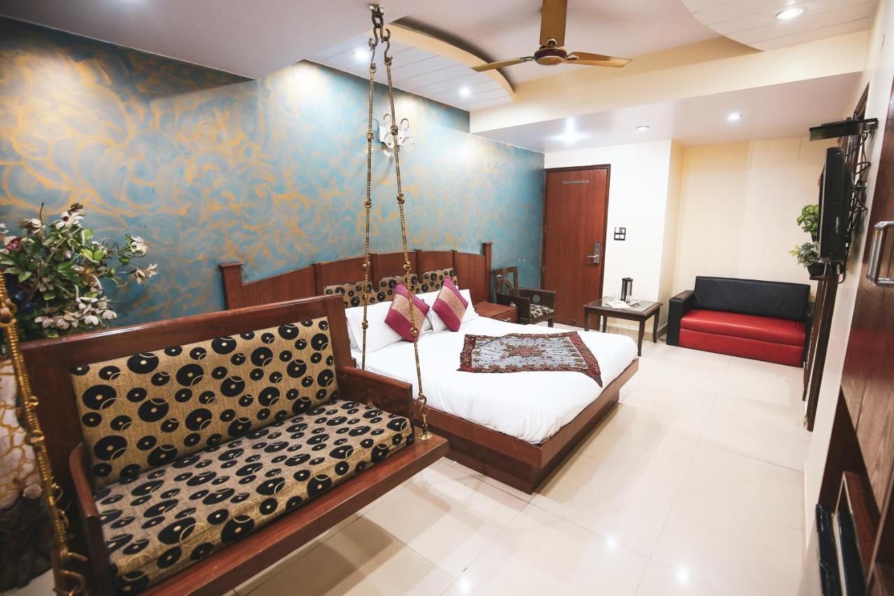 Hotel Shivdev International, Near New Delhi Railway Station Bagian luar foto