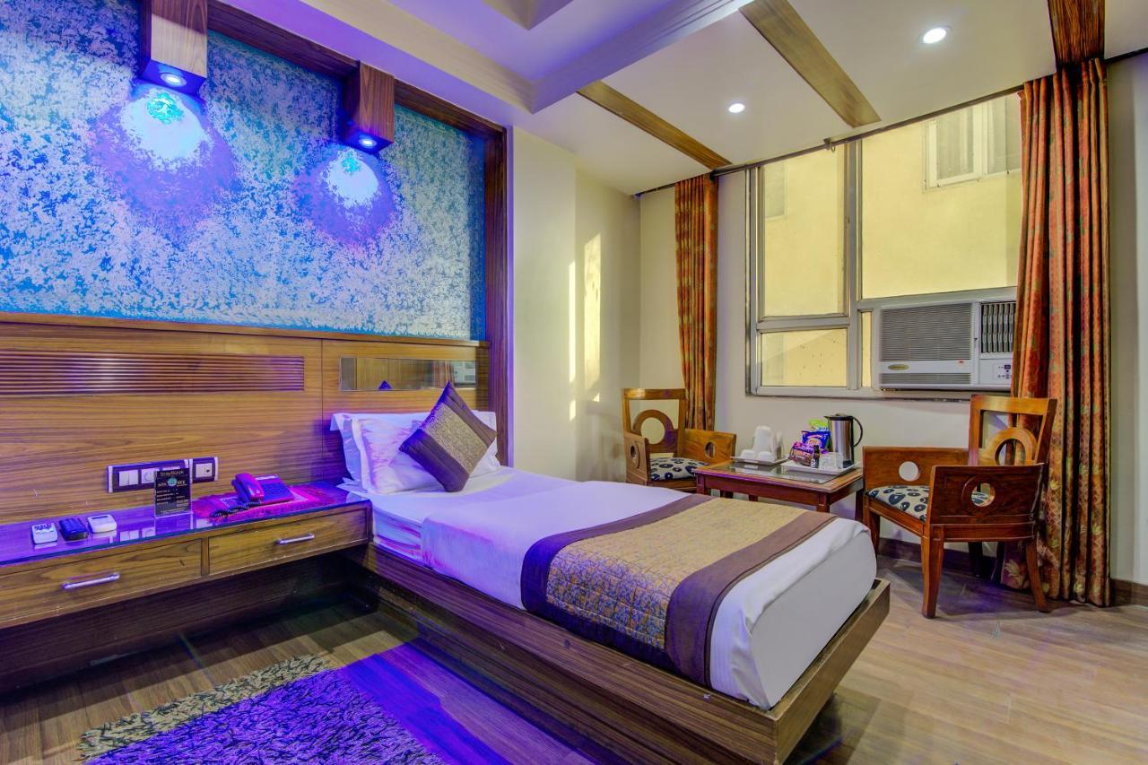 Hotel Shivdev International, Near New Delhi Railway Station Bagian luar foto